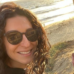 Meet your Posher, Deanna